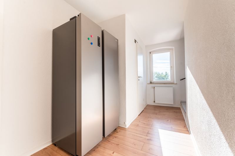 Großer Side-by-Side-Kühlschrank für Selbstversorger
